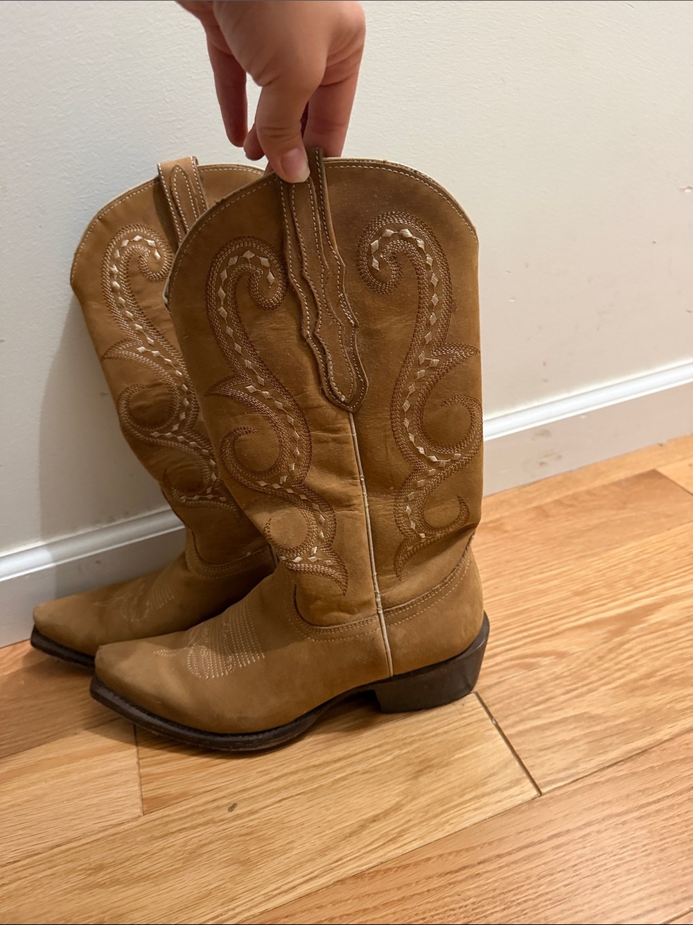 El General Tan Women's Western Embroidered Heeled Boots